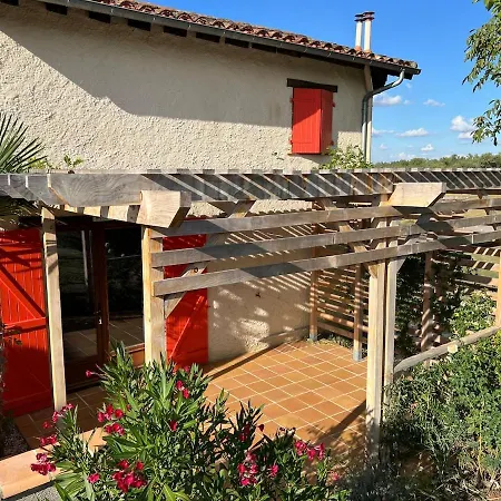 Holiday home Idyllic And Peaceful Two Bedroom *